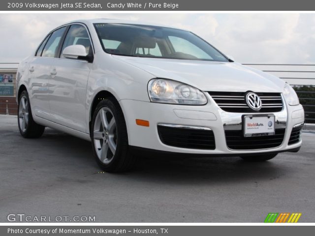 2009 Volkswagen Jetta SE Sedan in Candy White