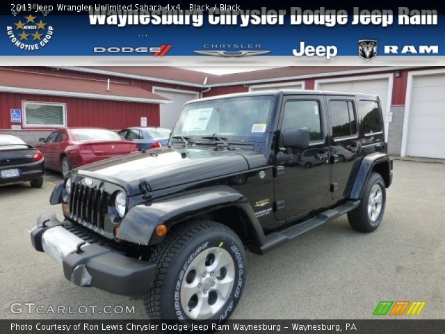2013 Jeep Wrangler Unlimited Sahara 4x4 in Black