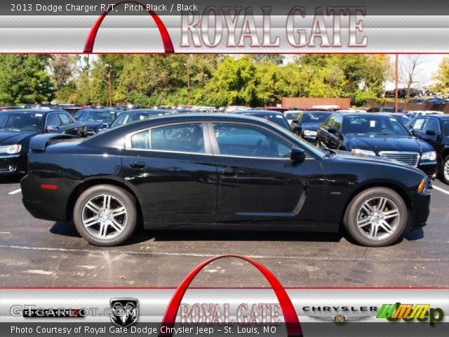 2013 Dodge Charger R/T in Pitch Black
