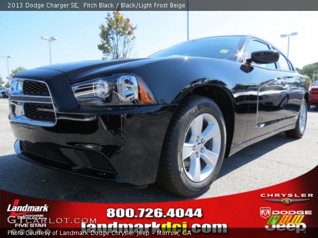 2013 Dodge Charger SE in Pitch Black
