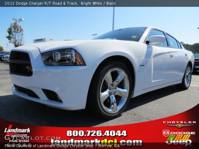 2013 Dodge Charger R/T Road & Track in Bright White