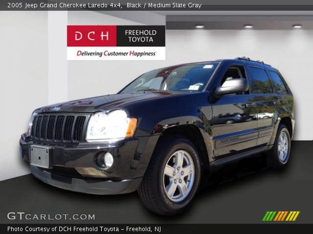 2005 Jeep Grand Cherokee Laredo 4x4 in Black
