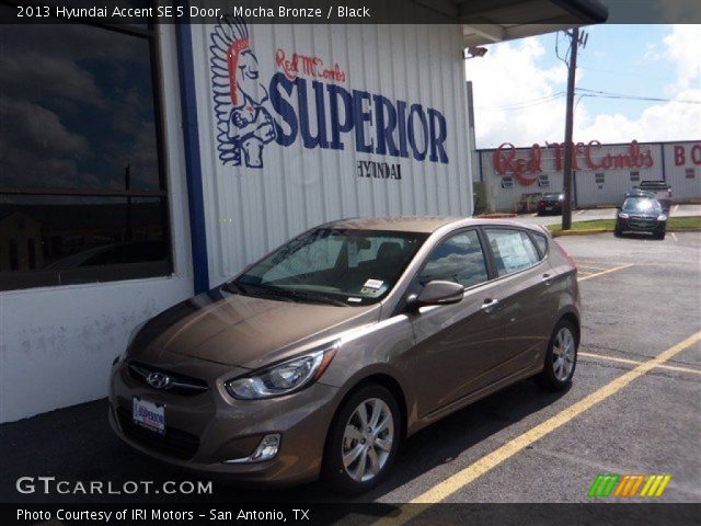 2013 Hyundai Accent SE 5 Door in Mocha Bronze