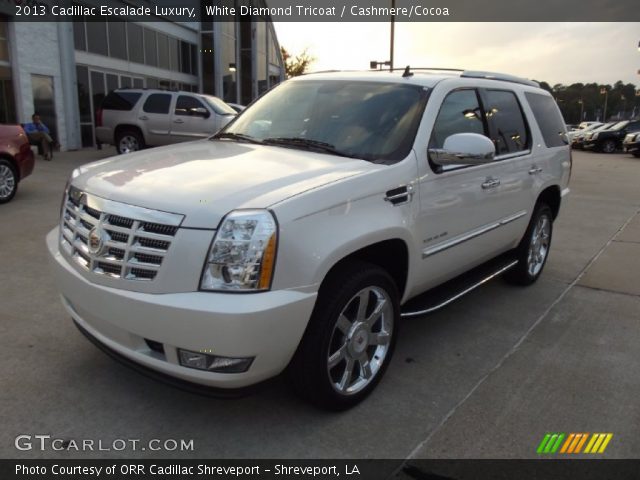 2013 Cadillac Escalade Luxury in White Diamond Tricoat