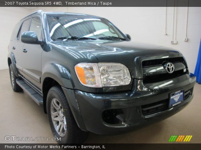 2007 Toyota Sequoia SR5 4WD in Timberland Mica