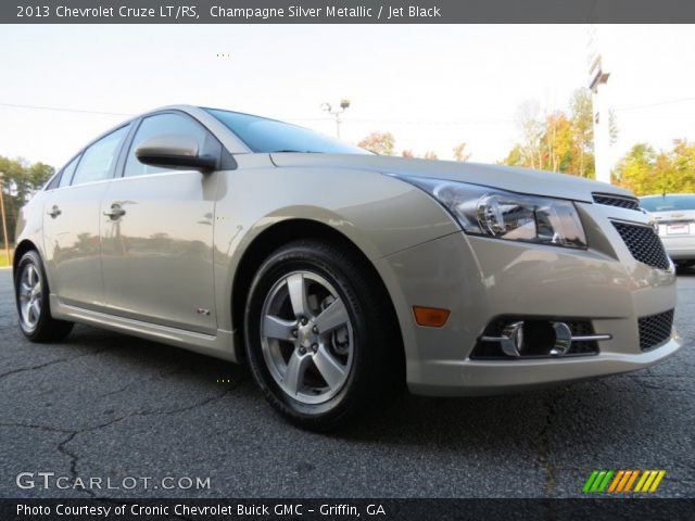 2013 Chevrolet Cruze LT/RS in Champagne Silver Metallic