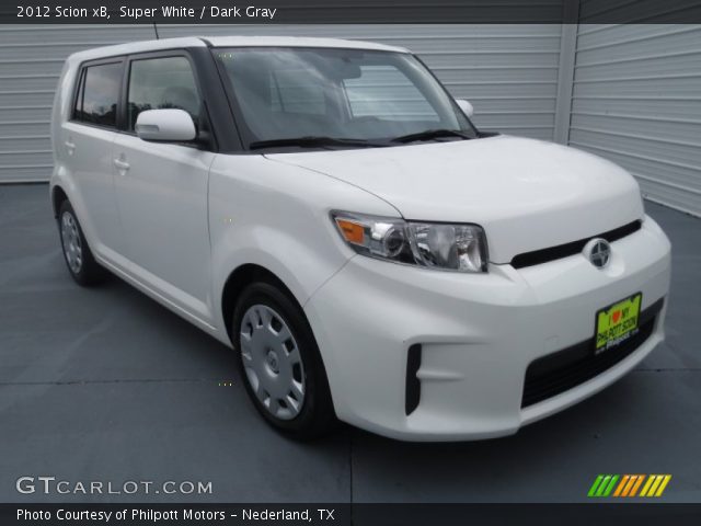 2012 Scion xB  in Super White