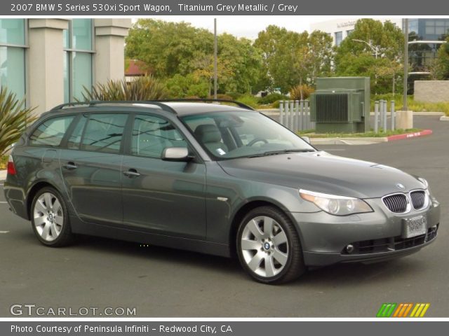 2007 BMW 5 Series 530xi Sport Wagon in Titanium Grey Metallic