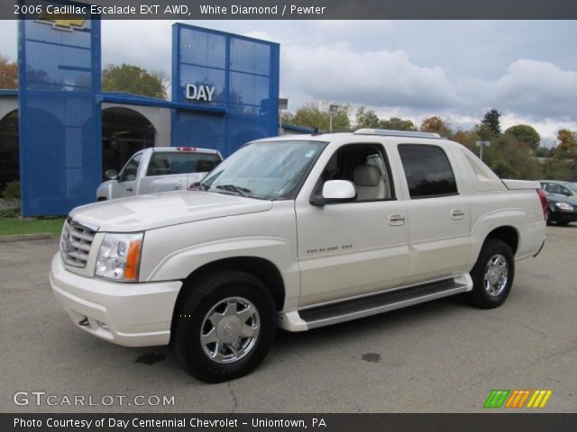 2006 Cadillac Escalade EXT AWD in White Diamond