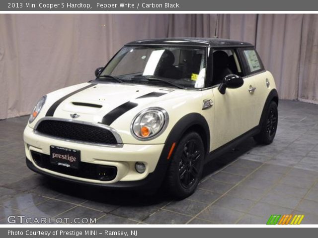 2013 Mini Cooper S Hardtop in Pepper White