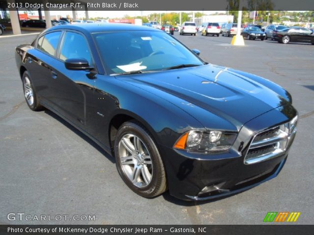 2013 Dodge Charger R/T in Pitch Black