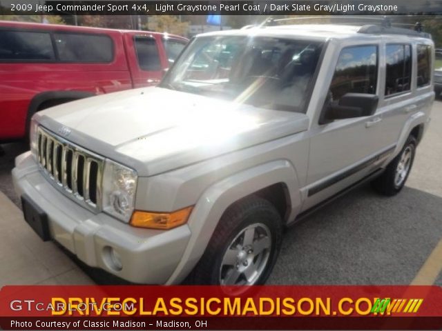 2009 Jeep Commander Sport 4x4 in Light Graystone Pearl Coat