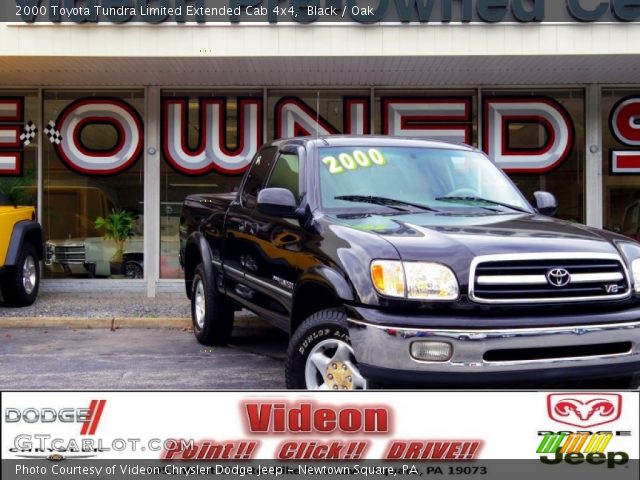 2000 Toyota Tundra Limited Extended Cab 4x4 in Black