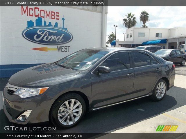 2012 Toyota Camry XLE V6 in Magnetic Gray Metallic