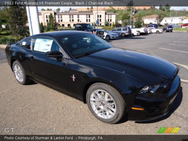 2013 Ford Mustang V6 Premium Coupe in Black