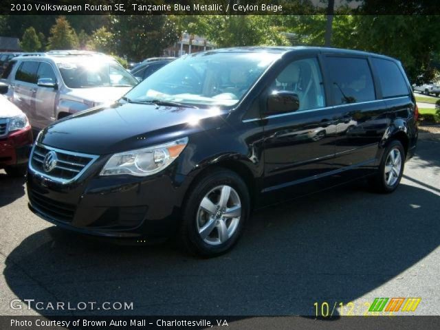 2010 Volkswagen Routan SE in Tanzanite Blue Metallic