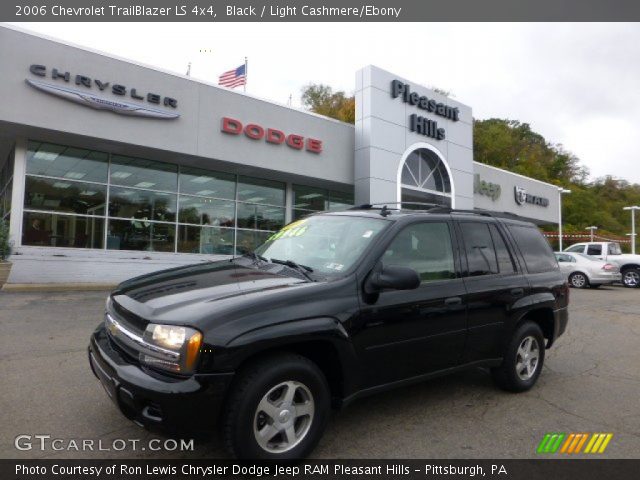 2006 Chevrolet TrailBlazer LS 4x4 in Black