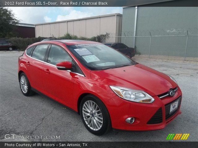 2012 Ford Focus SEL 5-Door in Race Red