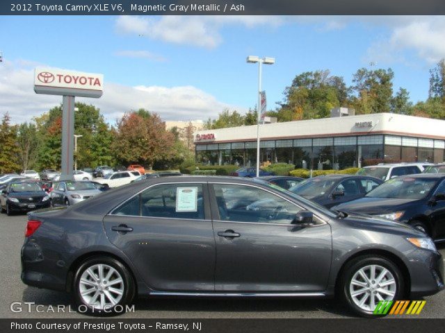 2012 Toyota Camry XLE V6 in Magnetic Gray Metallic