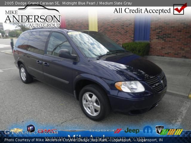 2005 Dodge Grand Caravan SE in Midnight Blue Pearl
