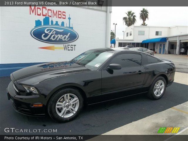 2013 Ford Mustang V6 Coupe in Black
