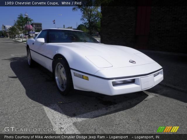 1989 Chevrolet Corvette Coupe in White