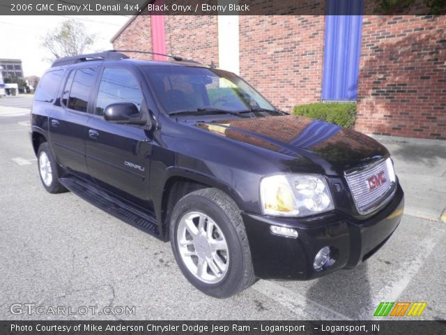 2006 GMC Envoy XL Denali 4x4 in Black Onyx