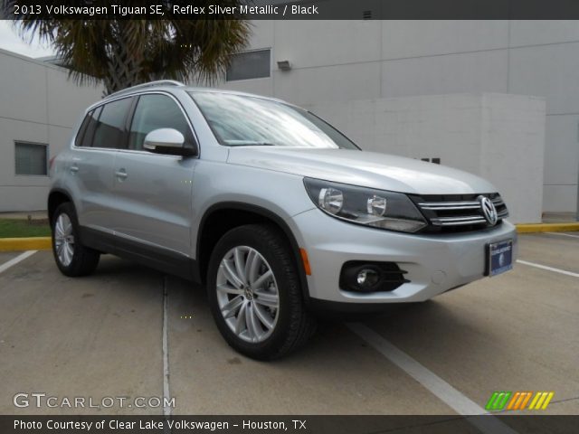 2013 Volkswagen Tiguan SE in Reflex Silver Metallic