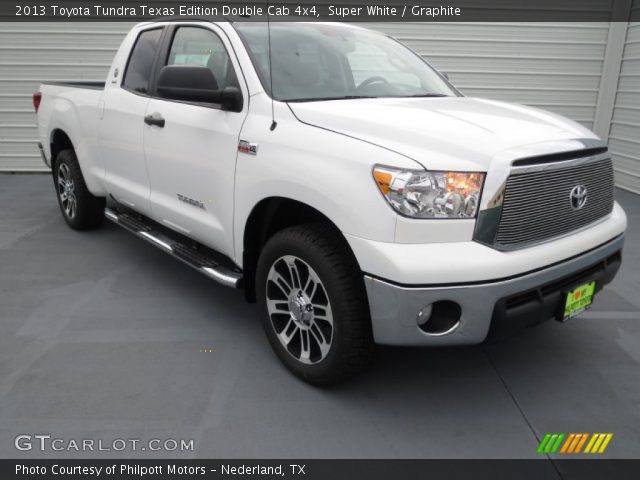 2013 Toyota Tundra Texas Edition Double Cab 4x4 in Super White