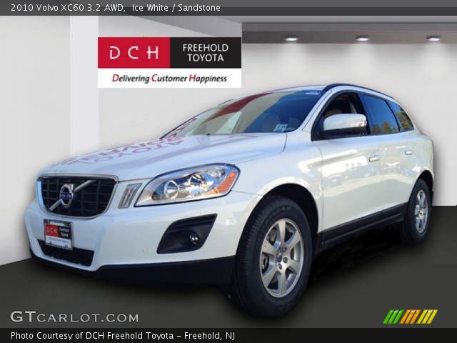 2010 Volvo XC60 3.2 AWD in Ice White