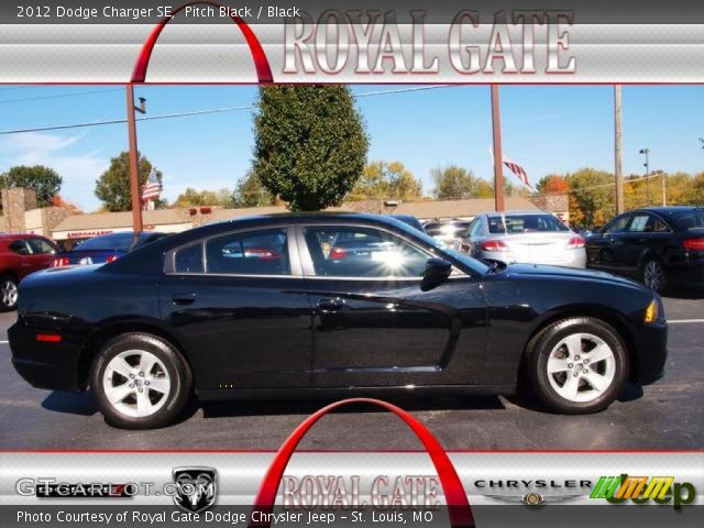 2012 Dodge Charger SE in Pitch Black