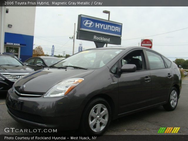 2006 Toyota Prius Hybrid in Magnetic Gray Metallic