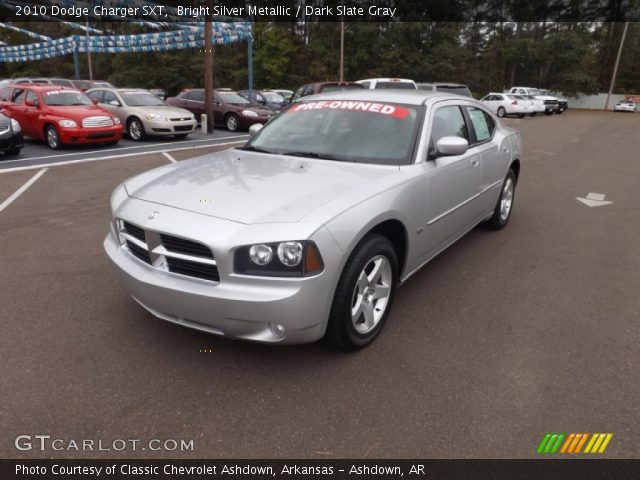 2010 Dodge Charger SXT in Bright Silver Metallic