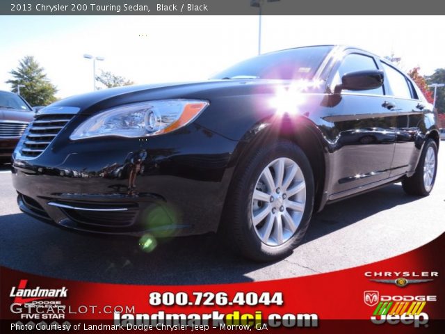 2013 Chrysler 200 Touring Sedan in Black