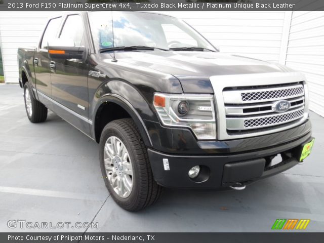 2013 Ford F150 Platinum SuperCrew 4x4 in Tuxedo Black Metallic