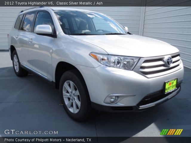 2012 Toyota Highlander V6 in Classic Silver Metallic