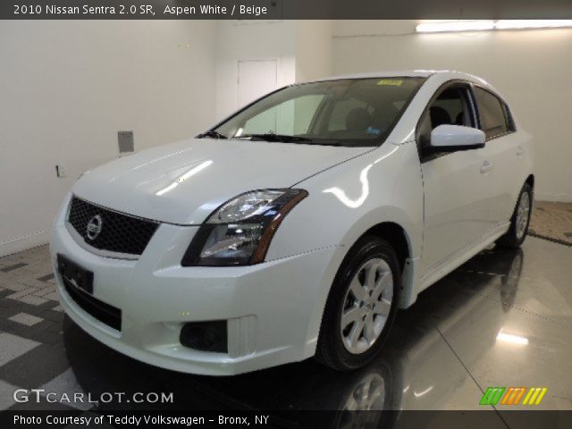 2010 Nissan Sentra 2.0 SR in Aspen White