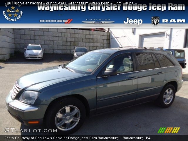 2005 Chrysler Pacifica Touring AWD in Magnesium Green Pearl