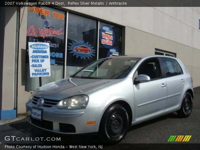 2007 Volkswagen Rabbit 4 Door in Reflex Silver Metallic