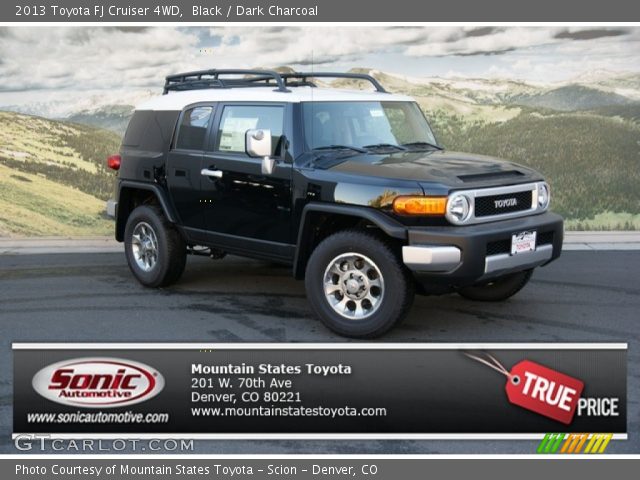2013 Toyota FJ Cruiser 4WD in Black