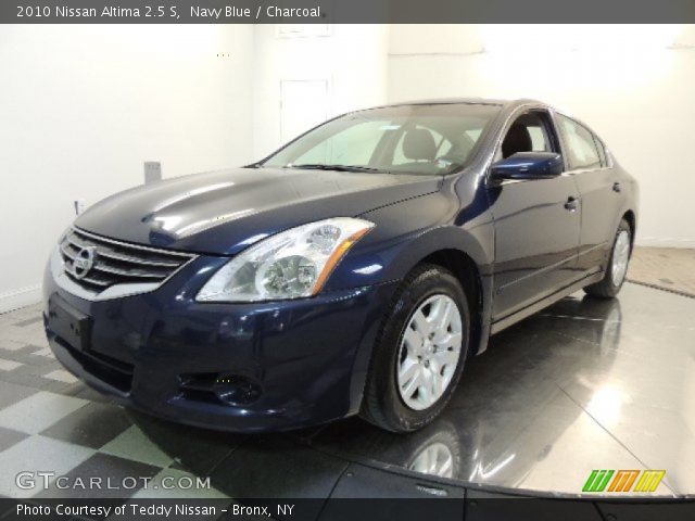 2010 Nissan Altima 2.5 S in Navy Blue