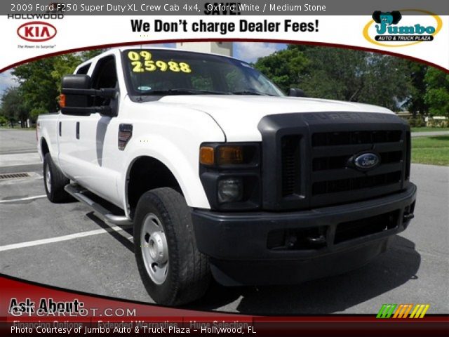 2009 Ford F250 Super Duty XL Crew Cab 4x4 in Oxford White