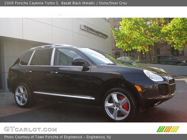 2006 Porsche Cayenne Turbo S in Basalt Black Metallic