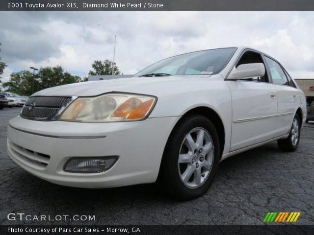 2001 Toyota Avalon XLS in Diamond White Pearl