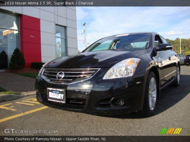 2010 Nissan Altima 3.5 SR in Super Black
