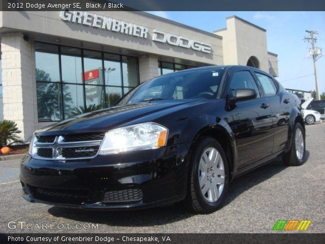 2012 Dodge Avenger SE in Black