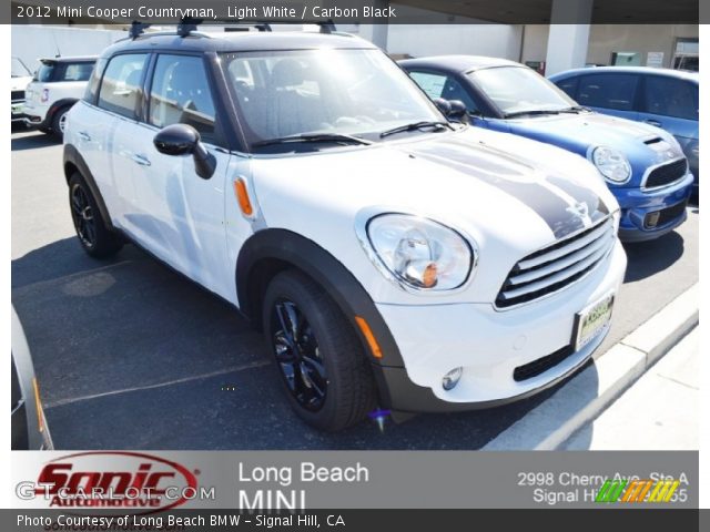2012 Mini Cooper Countryman in Light White