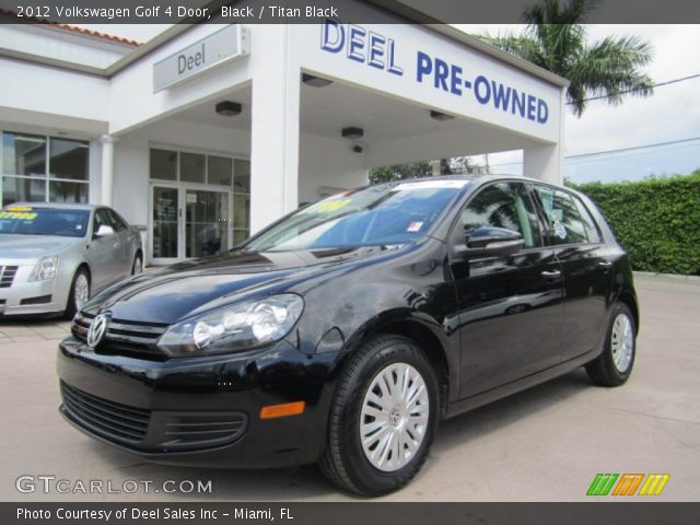 2012 Volkswagen Golf 4 Door in Black