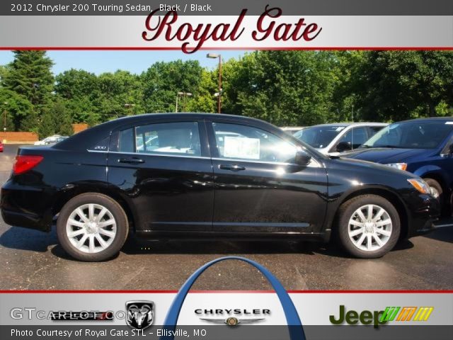 2012 Chrysler 200 Touring Sedan in Black