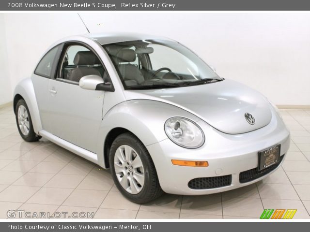 2008 Volkswagen New Beetle S Coupe in Reflex Silver